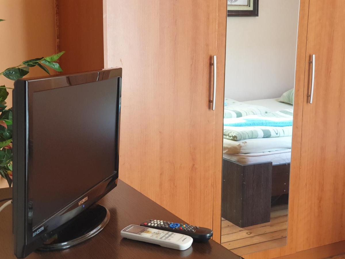 Elegance On A Budget - Rooms For Rent In Sofia Center Exterior photo